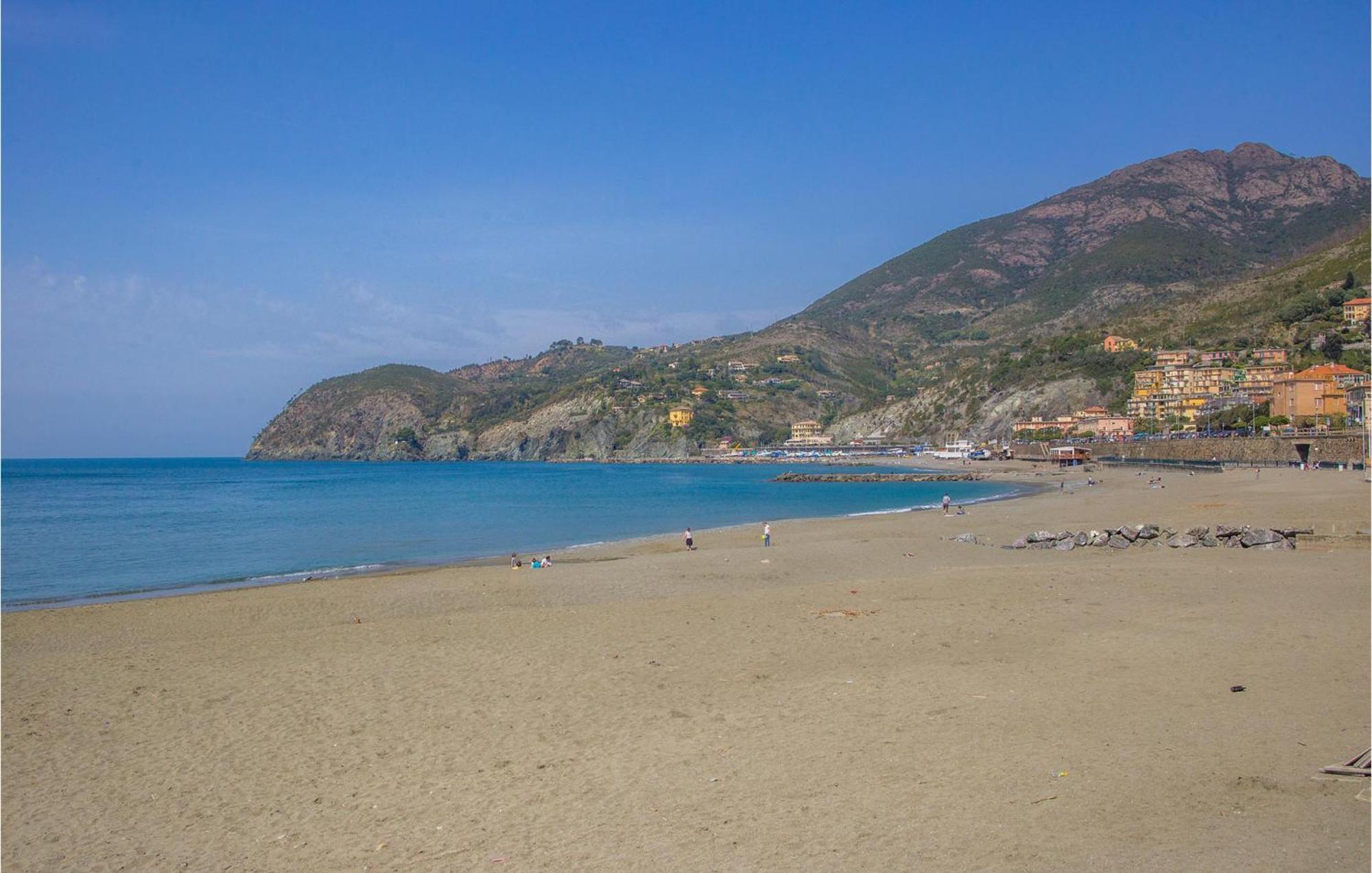 Gorgeous Apartment In Levanto With Kitchen Εξωτερικό φωτογραφία
